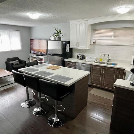Suite Sunrise バンクーバー エクステリア 写真